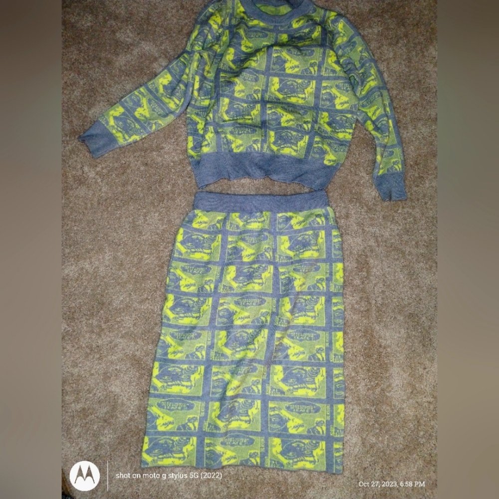 Shein sweater skirt set GREEN , GRAY sz Medium - 6